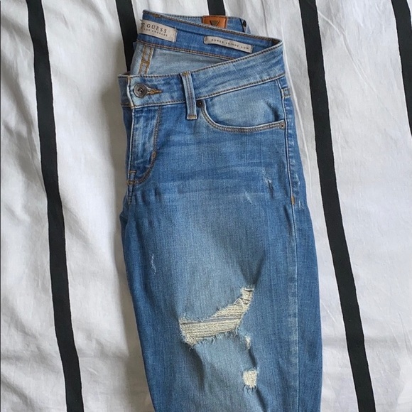 Guess Skinny Jeans (Low rise) - Picture 1 of 2